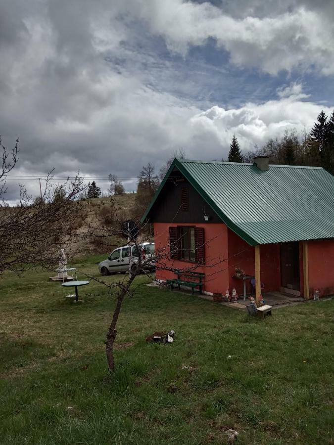 Bungalovi Mijakovici Pljevlja Luaran gambar