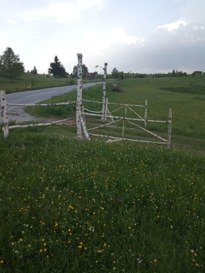 Bungalovi Mijakovici Pljevlja Luaran gambar