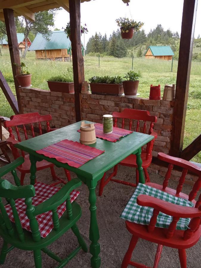 Bungalovi Mijakovici Pljevlja Luaran gambar